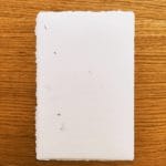 Partecipazioni nozze in carta di Amalfi. Cartoncino singolo con fiori. Misura 12x18