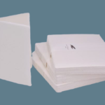 Menu in carta di Amalfi per ricevimento matrimonio. Colore avorio