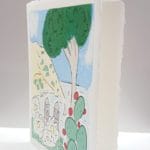 Cartolina in carta di Amalfi con illustrazione del panorama di Ravello in stile ceramica vietrese.