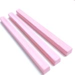 Timbri e ceralacca per realizzare un elegante sigillo personalizzato rosa.