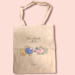 Lo Scrigno di Santa Chiara's shopper bag with artistic decorations made from watercolors dedicated to the sea.