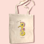 Lo Scrigno di Santa Chiara tote bag with stylized seahorse decoration.